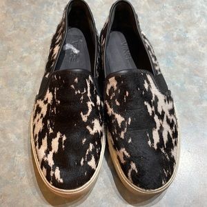 Vince calf hair printed pull on sneakers (sz 6)